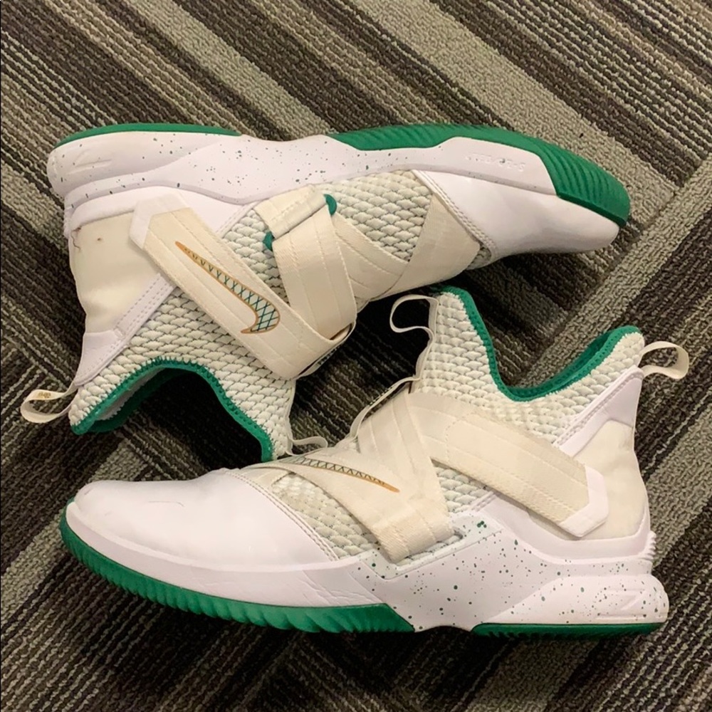 Lebron soldier 12. Stvm